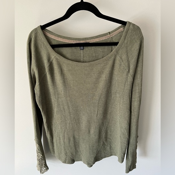 American Eagle Long Sleeve Shirt - Picture 1 of 3